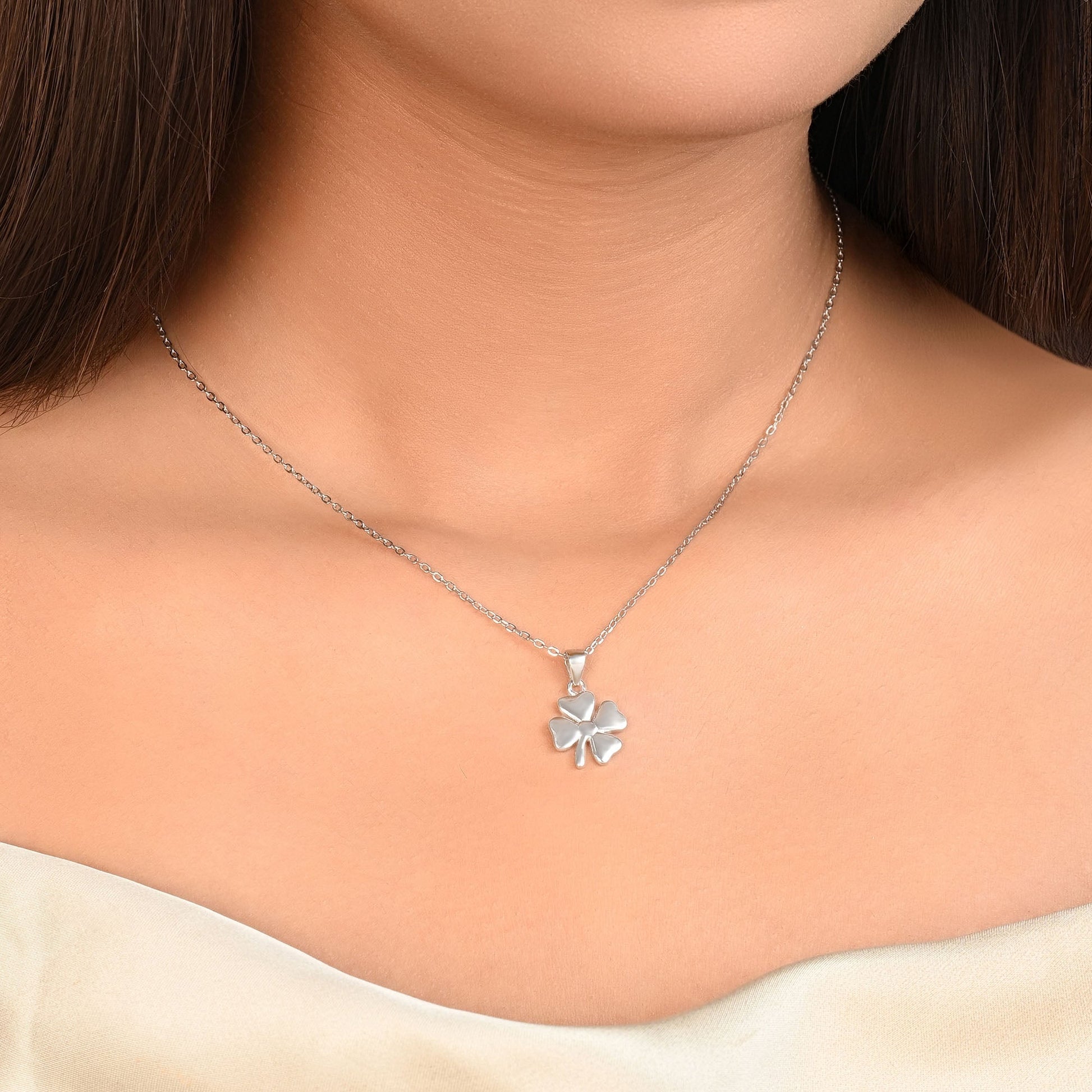 Minimal Clover Charm Necklace