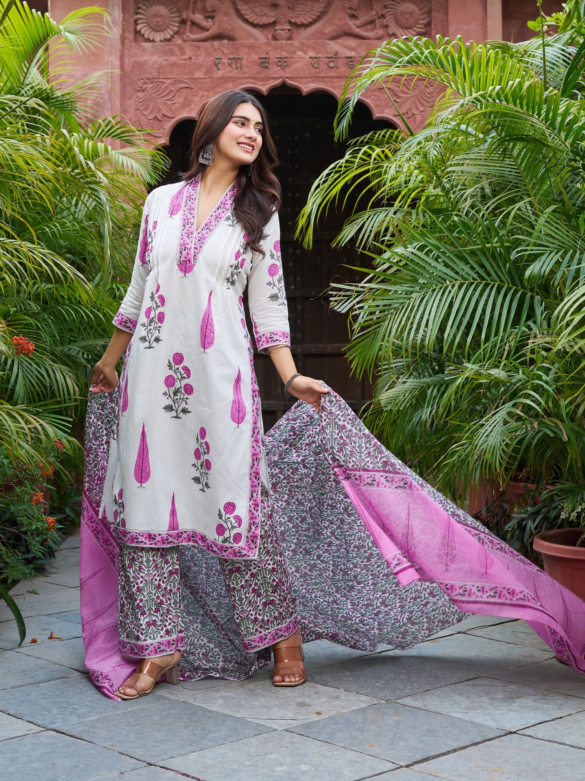 Ivory & Pink Floral Printed Kurta Set with Matching Dupatta