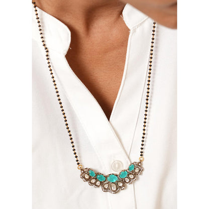 Smithaa Victorian Pendant Set