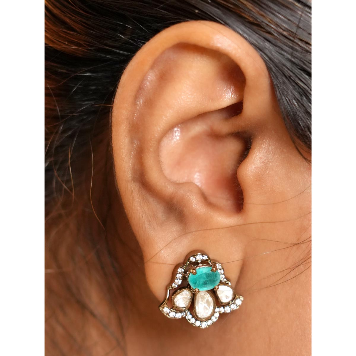 Smithaa Victorian Pendant Set