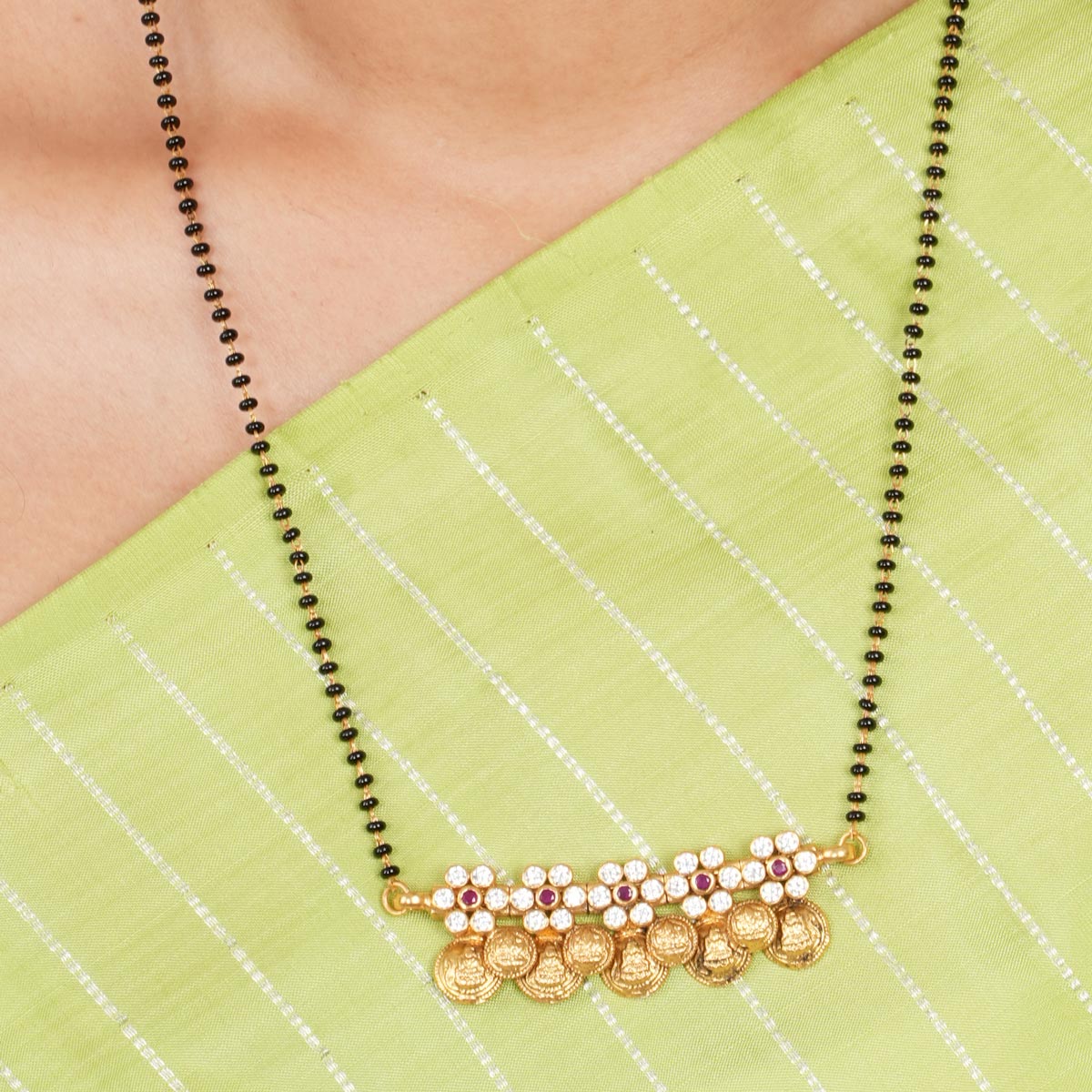 Sristikha Pendant