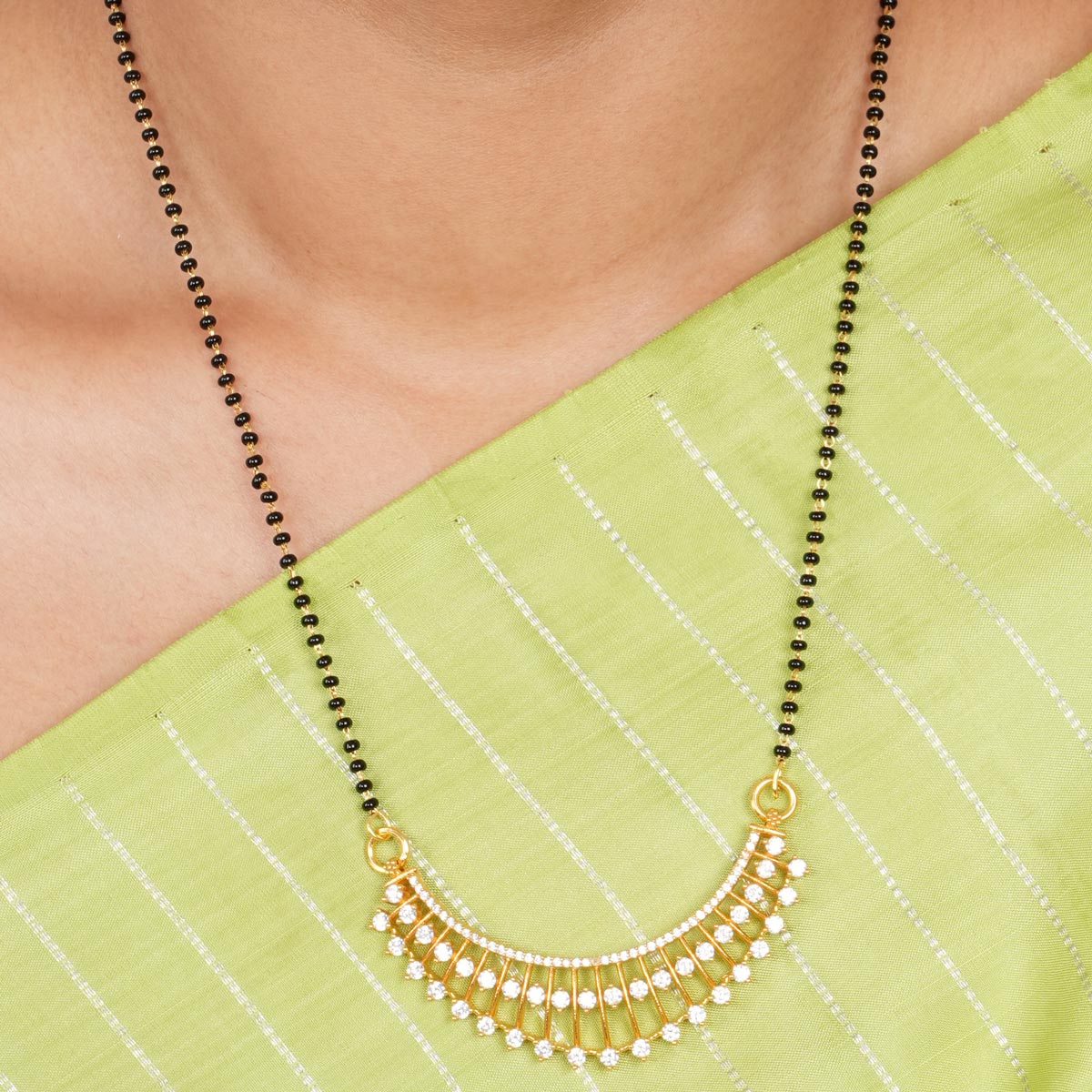 Sashay Stone Pendant