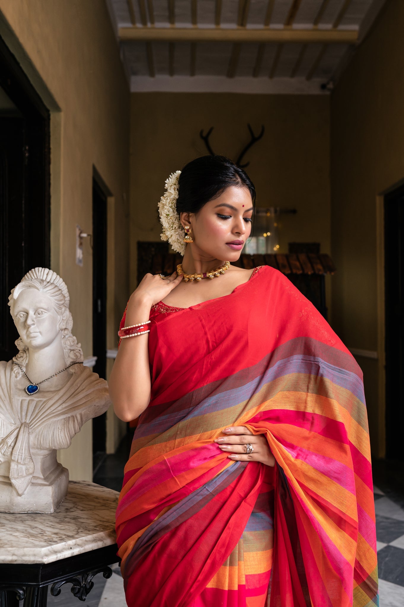 Red Rainbow Woven Mul Cotton Handloom Saree