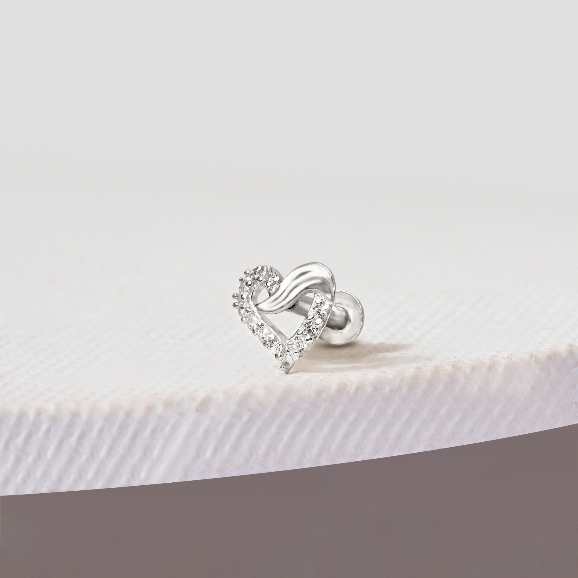 Wave-Heart Sparkle Silver Nose Pin