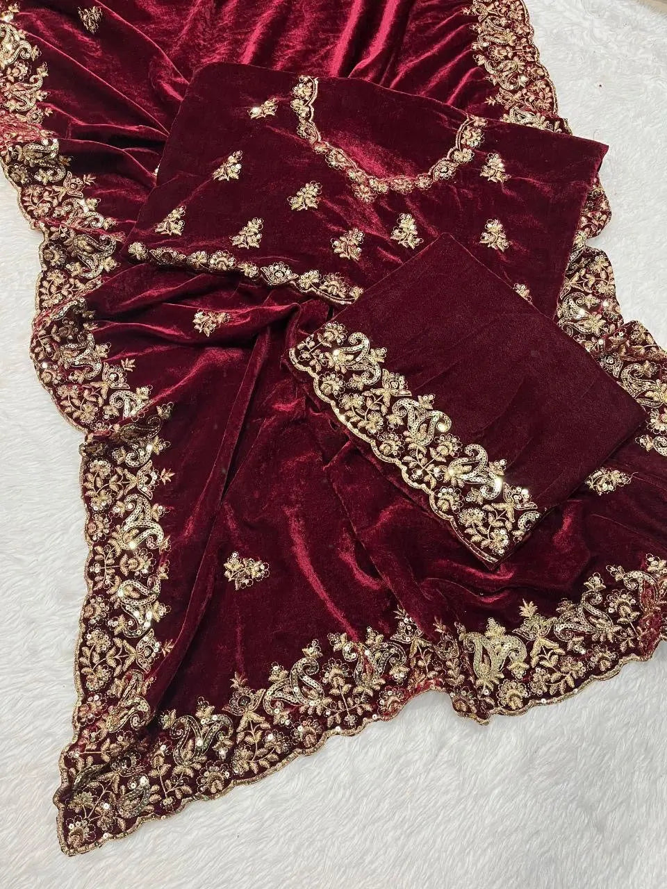 Designer Sequence Zari Work Party Wear Velvet Saree Ethenika.com