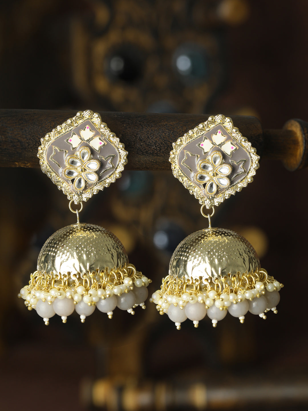 Grey Kundan Gold Plated Floral Jhumka Earrings