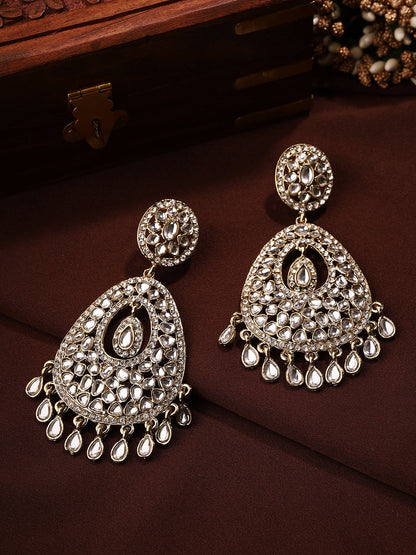 Priyaasi A Long Gilded Kundan Elegance and Mehandi Plating Chandbalis