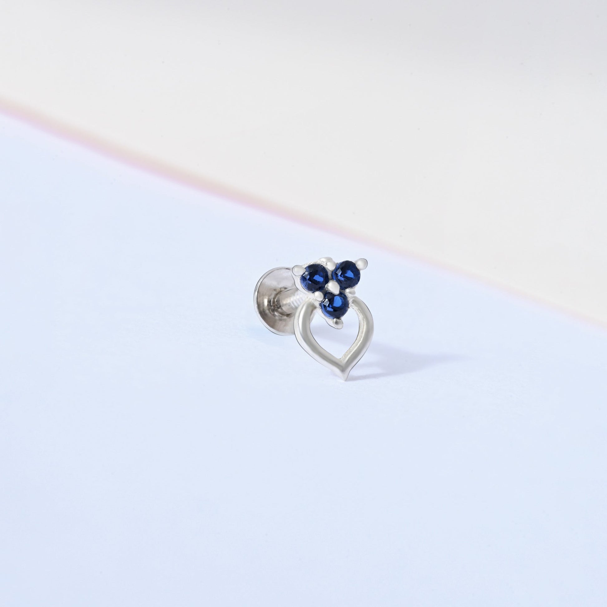 Trio Glow Heart Silver Nose Pin