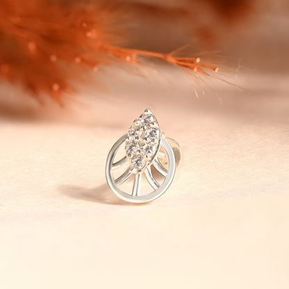 Crest Cluster Silver Nose Pin