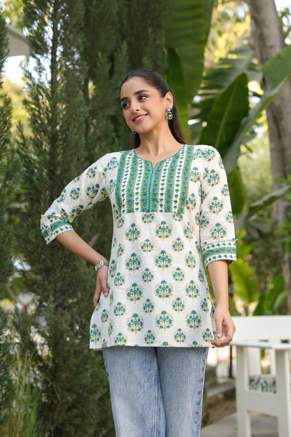Elegant floral printed kurti in pure cotton with notch neck
