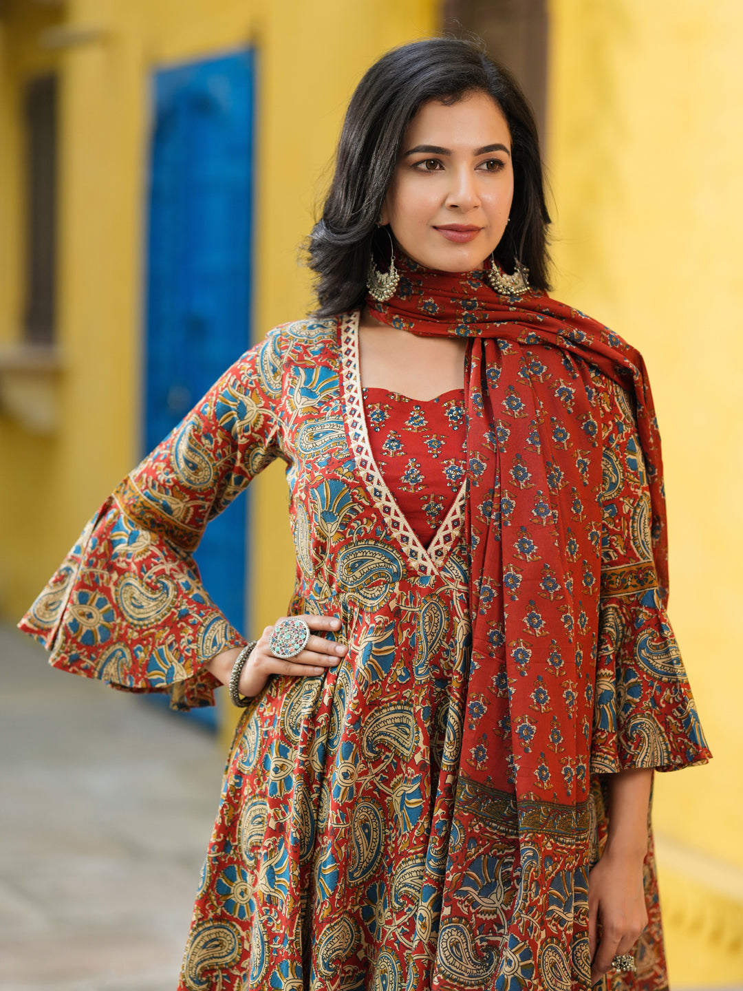 Elegant maroon printed kurta set cotton fabric