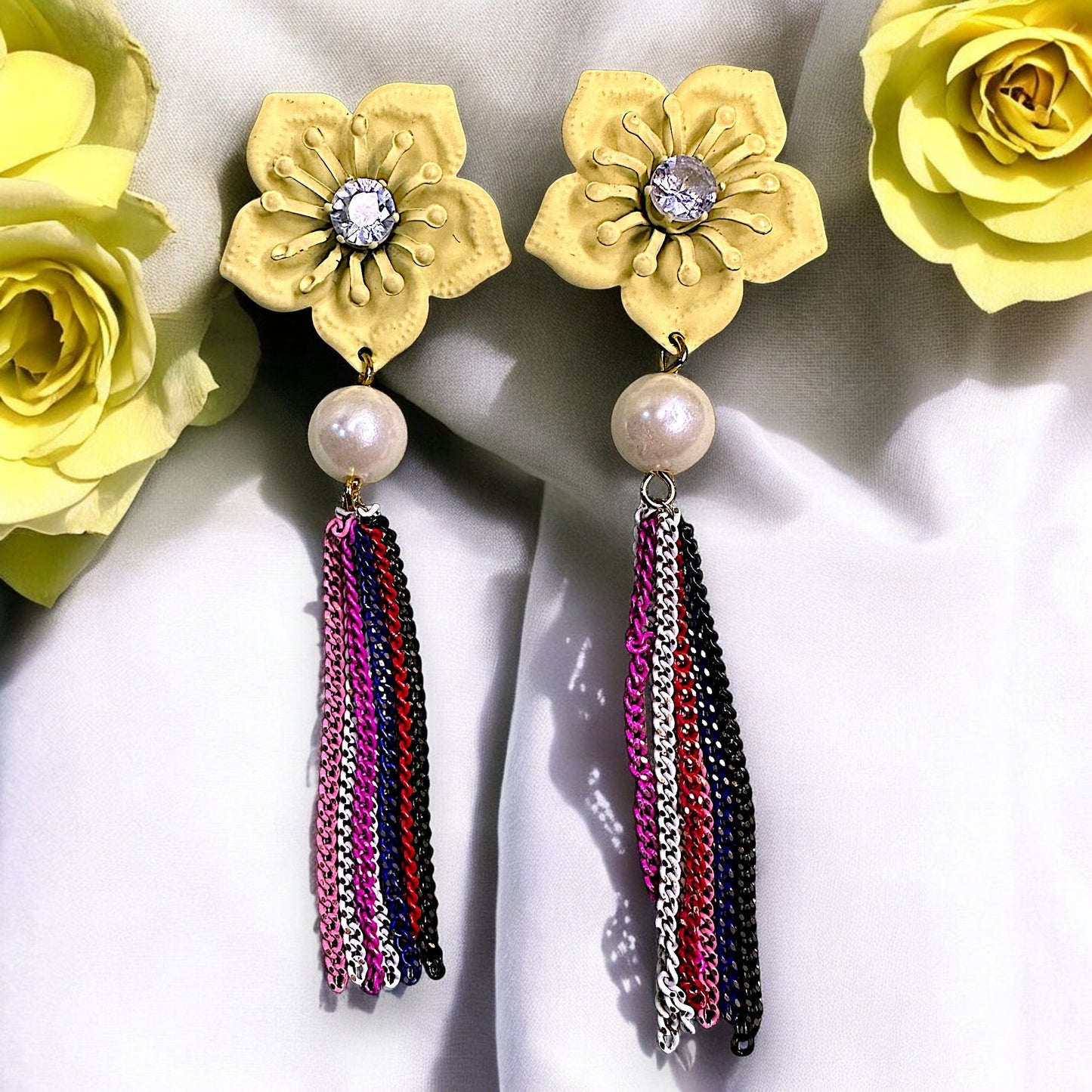 Flower & Chain Dangle Earring Yellow Earrings casuals Ear Rings Earrings Trincket Jewellry Jewelry Jewellery