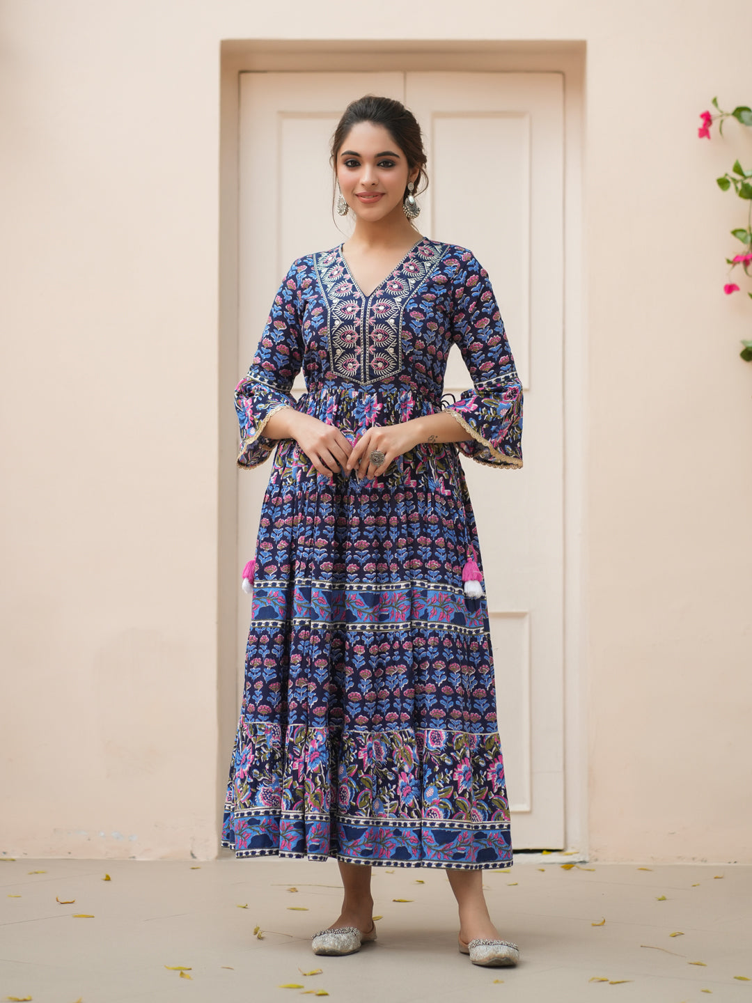 Floral Keyhole Neck Anarkali Kurta