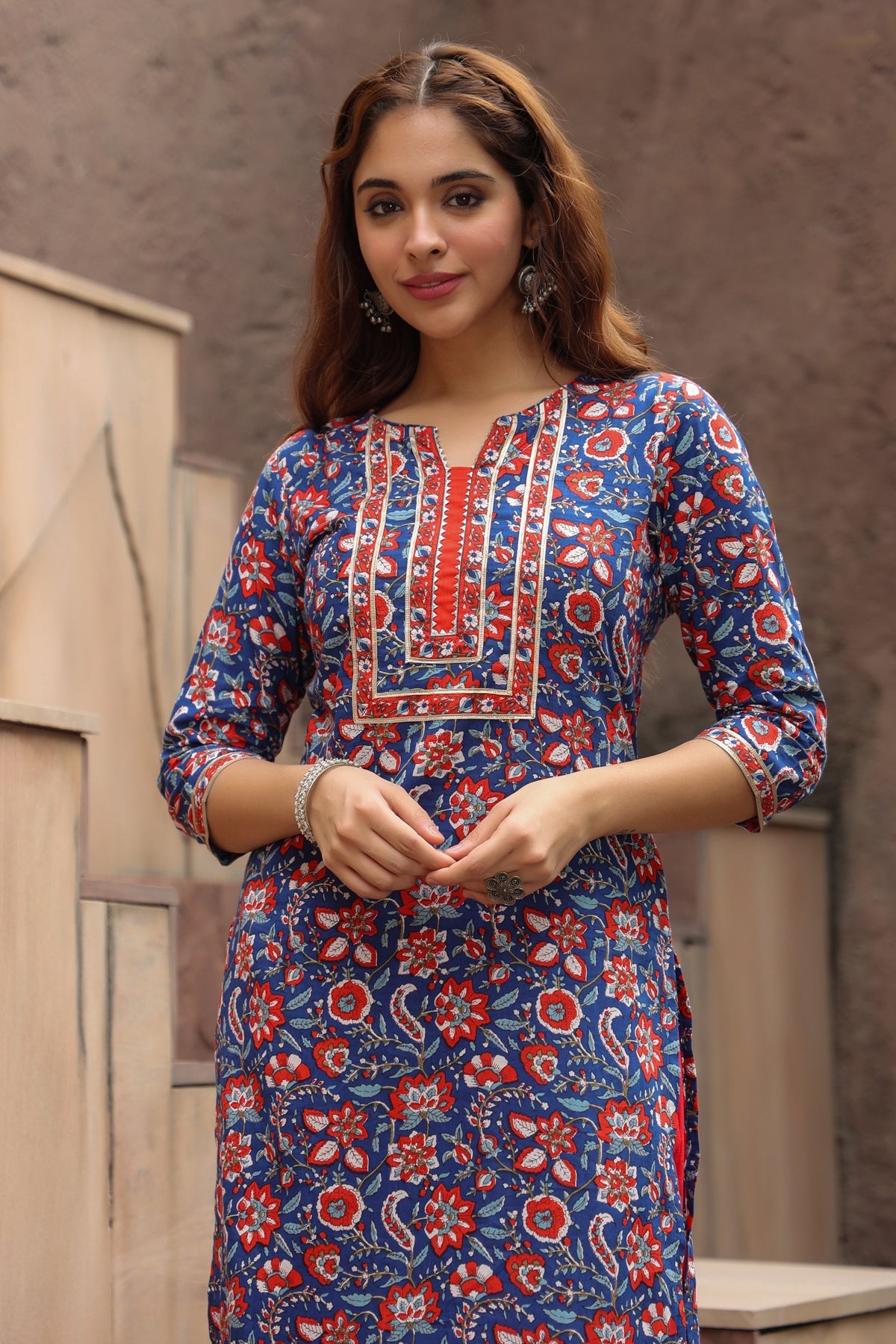 Floral Thread Work Kurta