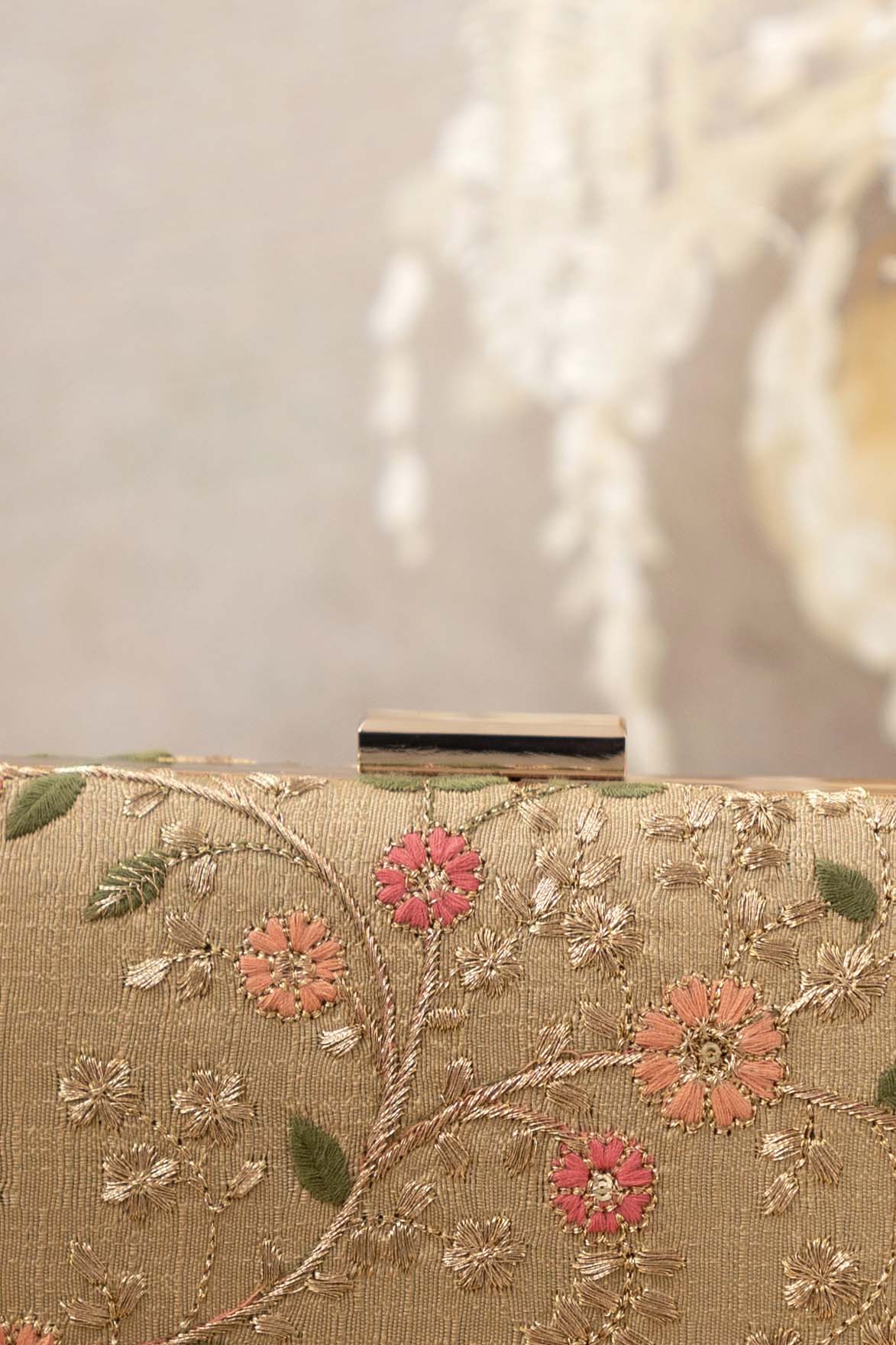 AMYRA - Floral Creeper Box Clutch - Gold