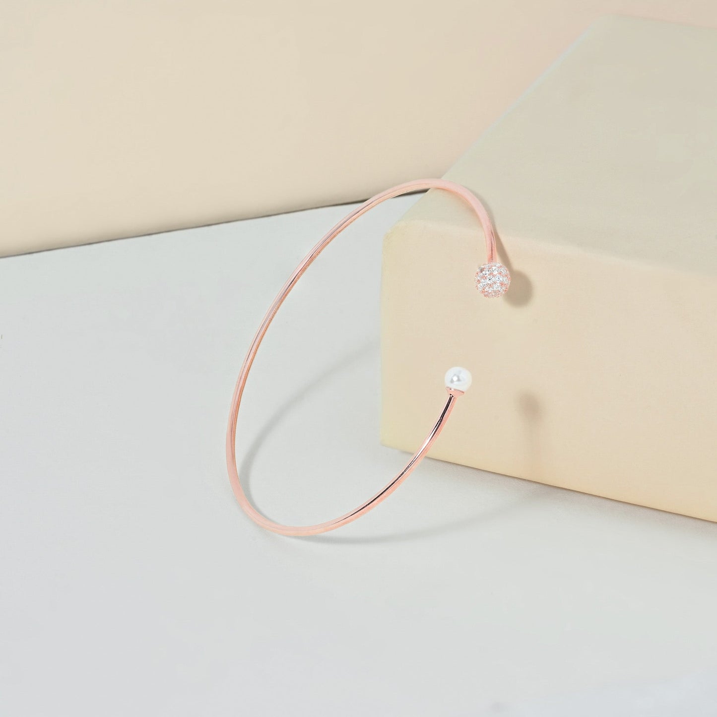 Pearl Orbit Silver Kada