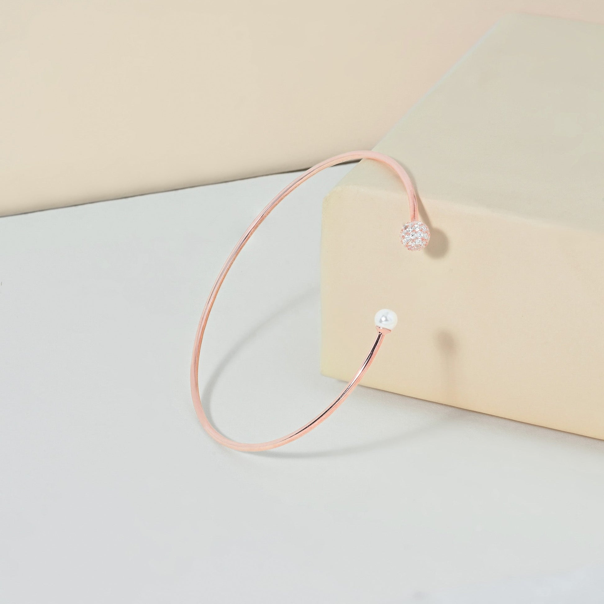 Pearl Orbit Silver Kada