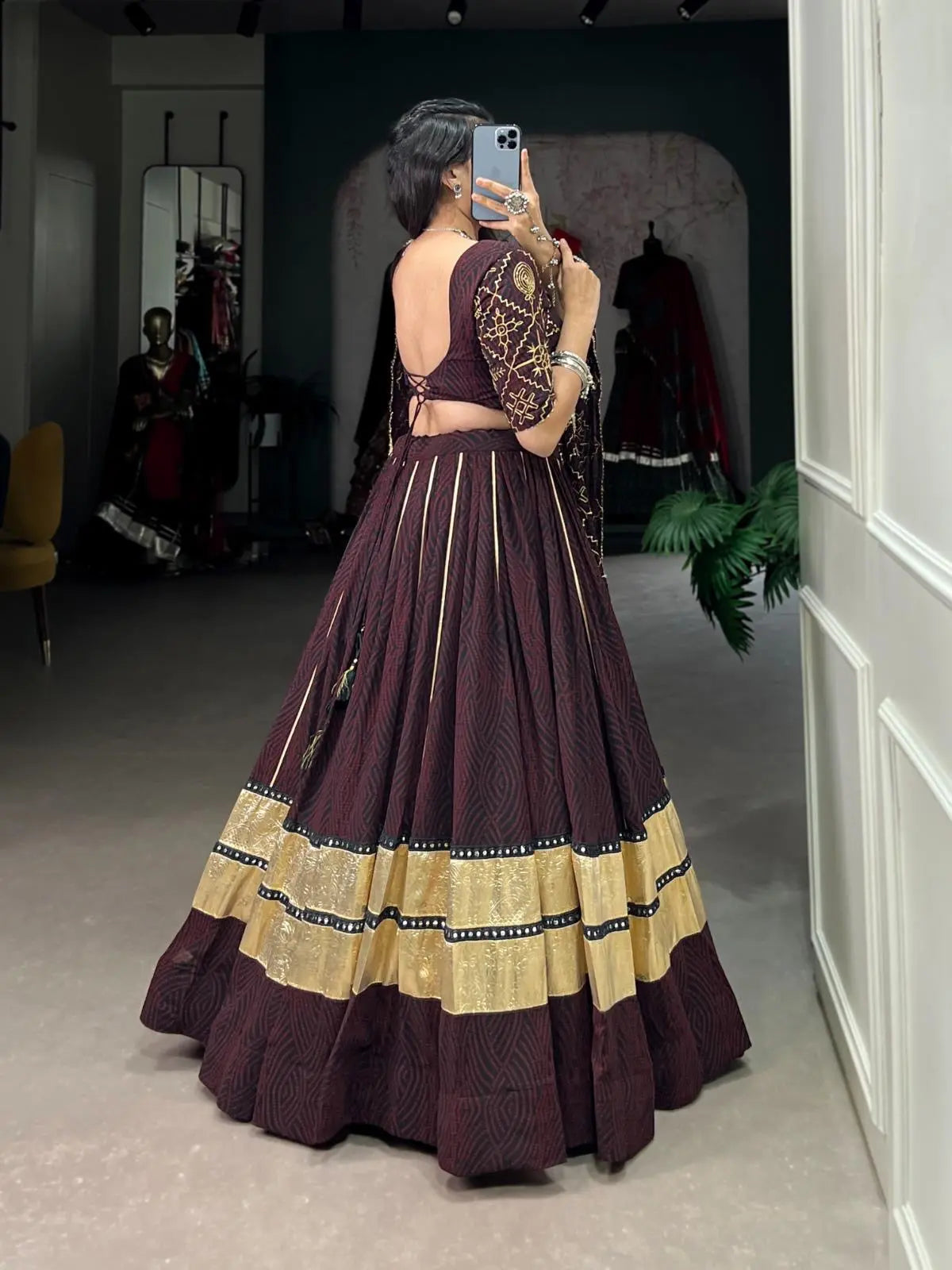 Georgette Bandhej Print with Embossed Print Mirror Work Designer Chaniya Choli (Ready to Wear)with Purse Ethenika.com