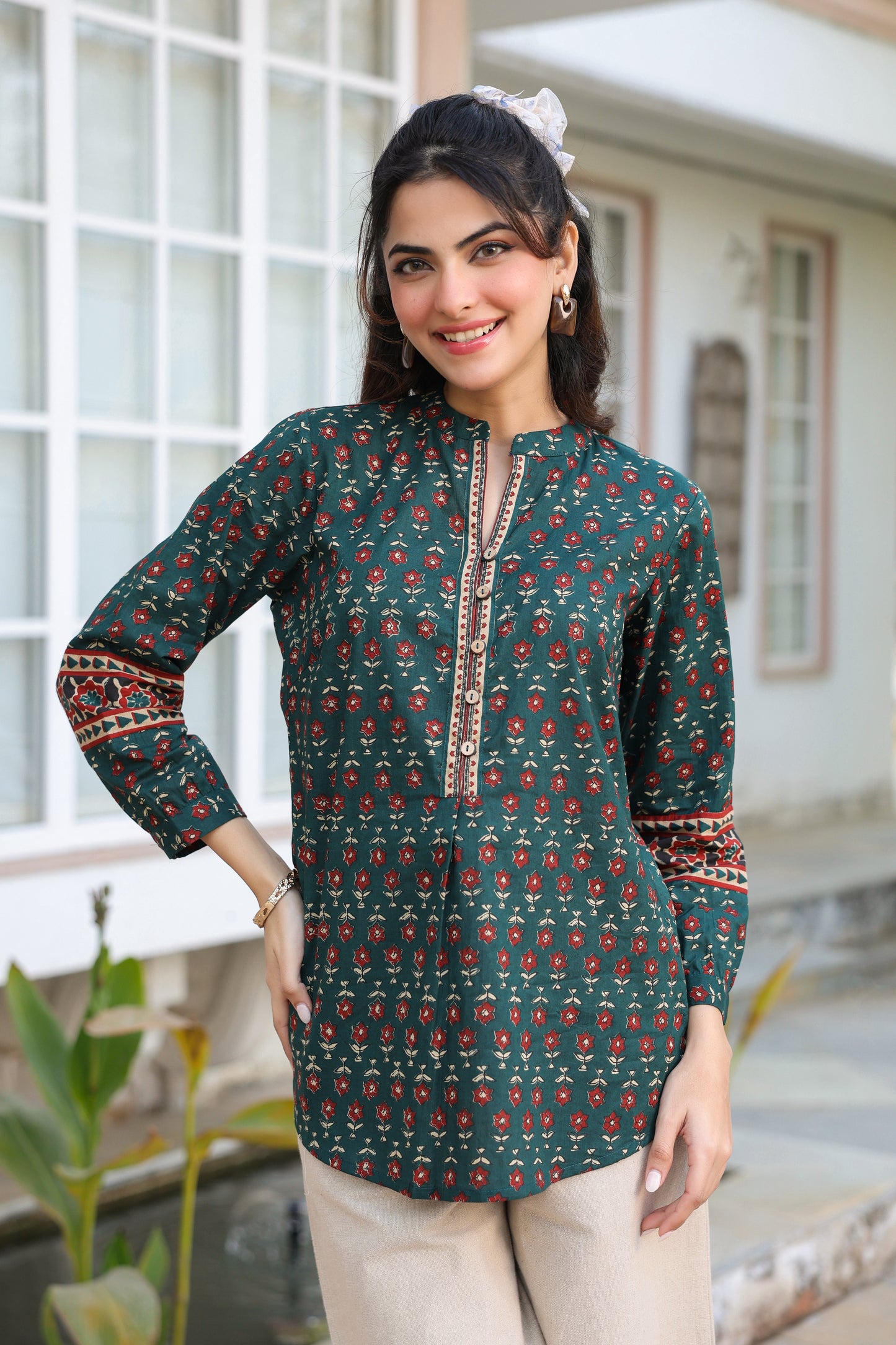 Green casual cotton top for women