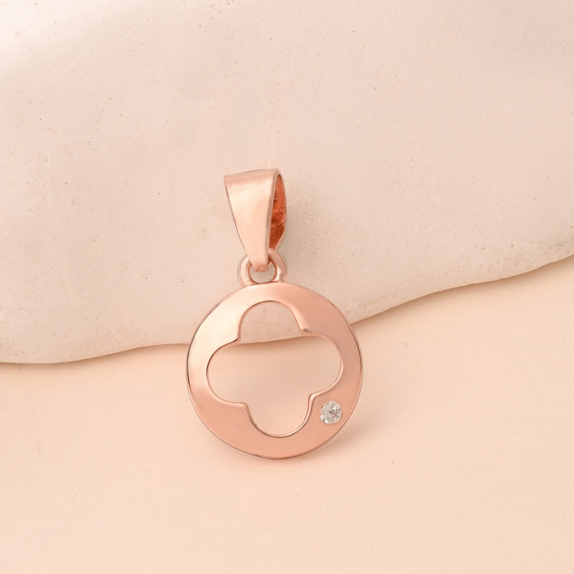 Minimal Clover Silver Pendant