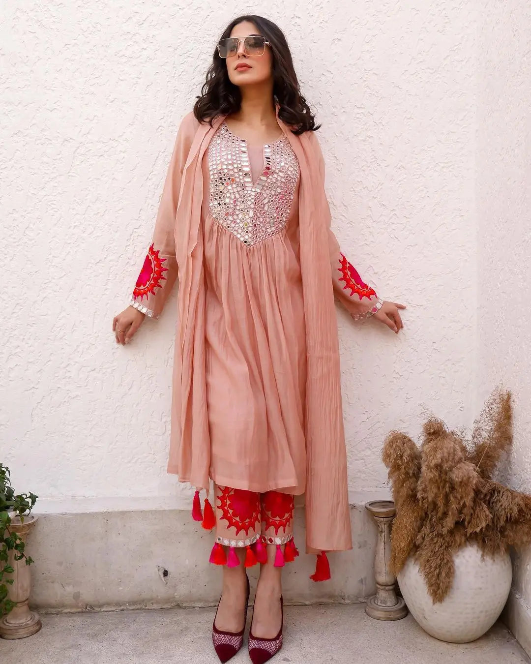 Faux Georgette Mirror Thread Latkan work Kurti Pant Dupatta Set - Premium  from Ethenika.com - Just INR 2490! Shop now at Ethenika.com 