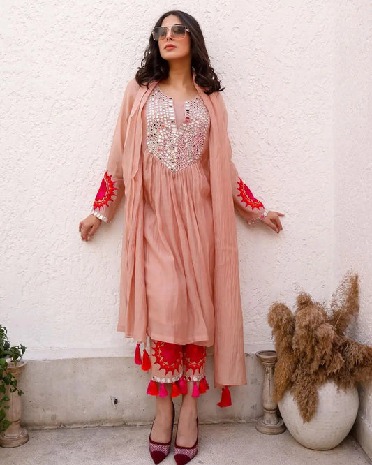 Faux Georgette Mirror Thread Latkan work Kurti Pant Dupatta Set - Premium  from Ethenika.com - Just INR 2490! Shop now at Ethenika.com 