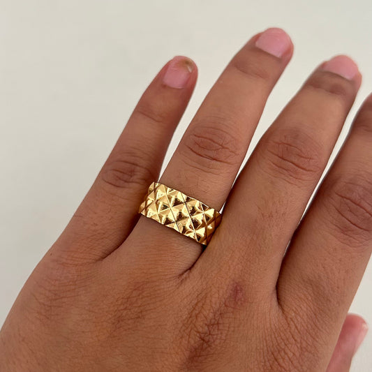 Regal Bold Band Ring