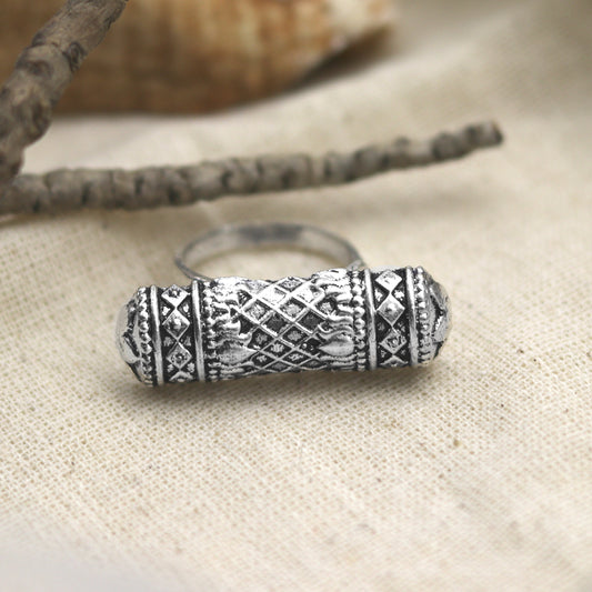 Viditi Silver Oxidized Ring