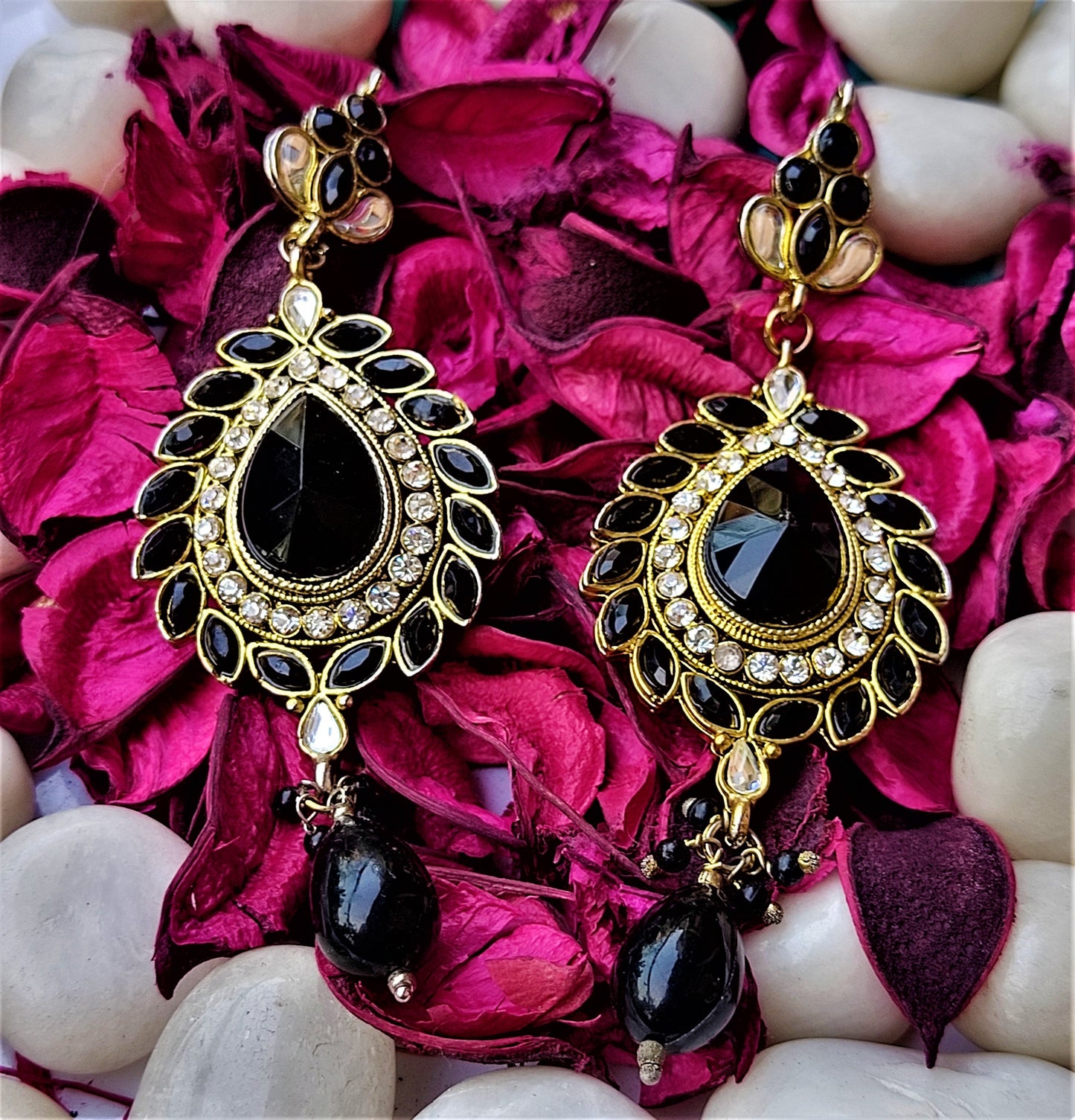 White and Black Big Stone Earrings Earrings Ear Rings Earrings ethnic Trincket Jewellry Jewelry Jewellery