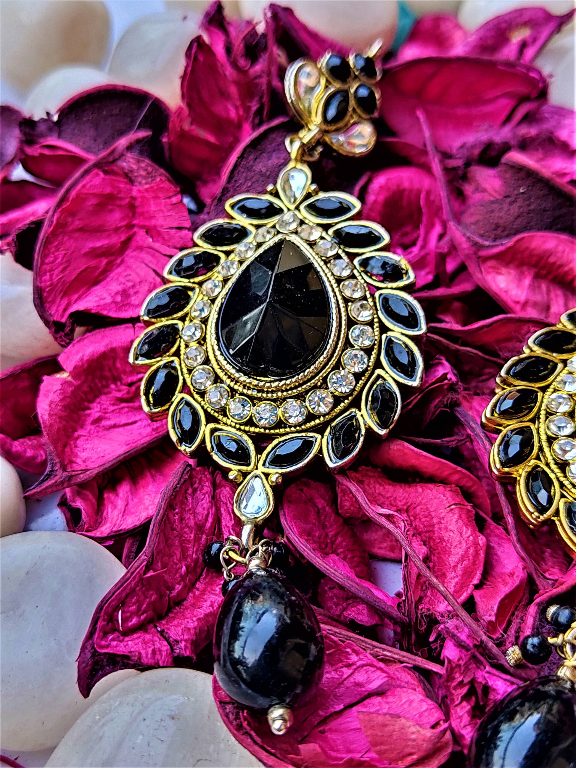 White and Black Big Stone Earrings Earrings Ear Rings Earrings ethnic Trincket Jewellry Jewelry Jewellery