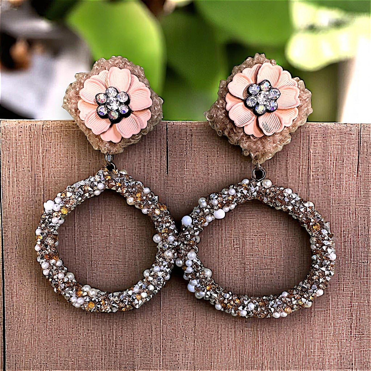 Light Weight Fancy Earrings Beige Earrings Ear Rings Earrings party Trincket Jewellry Jewelry Jewellery