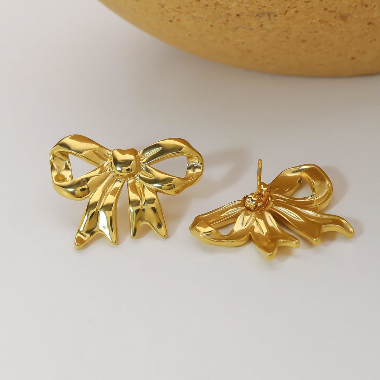 Classy Prime Bow- Pin Earrings JLT12540