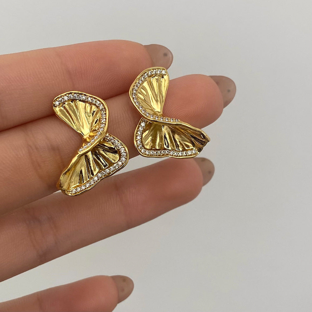 Semi Twisted Gold Pin Earrings JLT12701