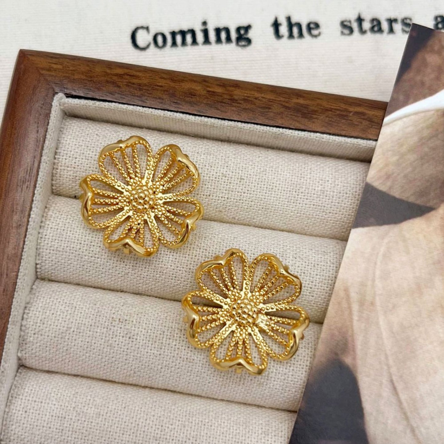 Floral Hollow Stud Earrings JLT12897