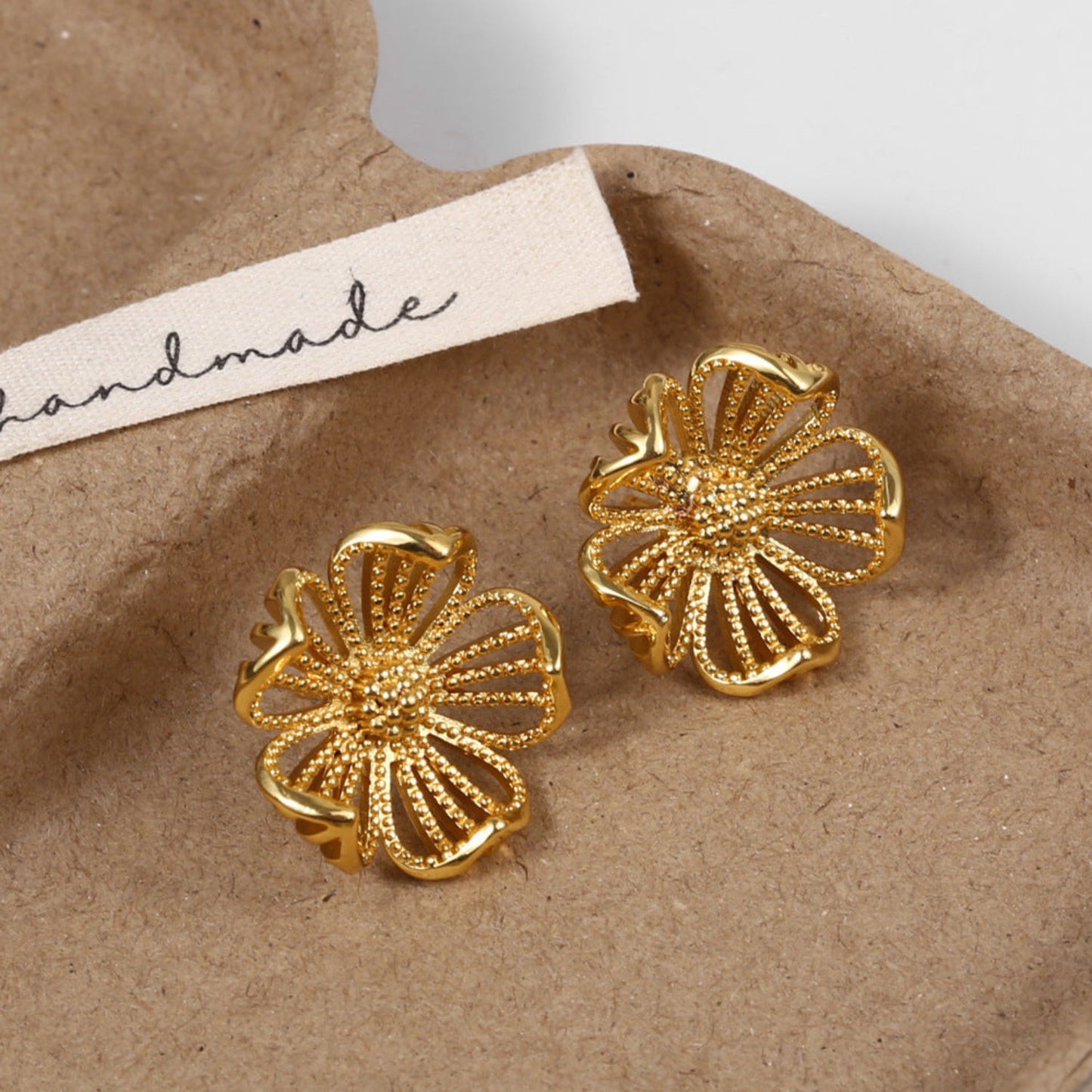 Floral Hollow Stud Earrings JLT12897