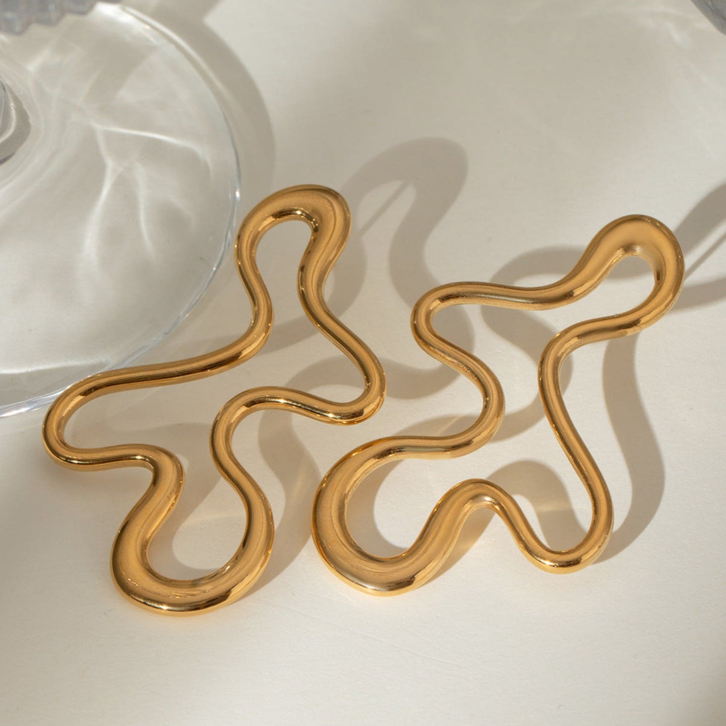 Hollow Gold Statement Earring JLT12915