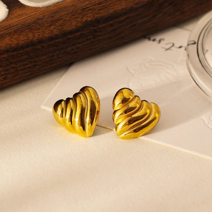 Ribbed Heart Studs Earrings JLT13058