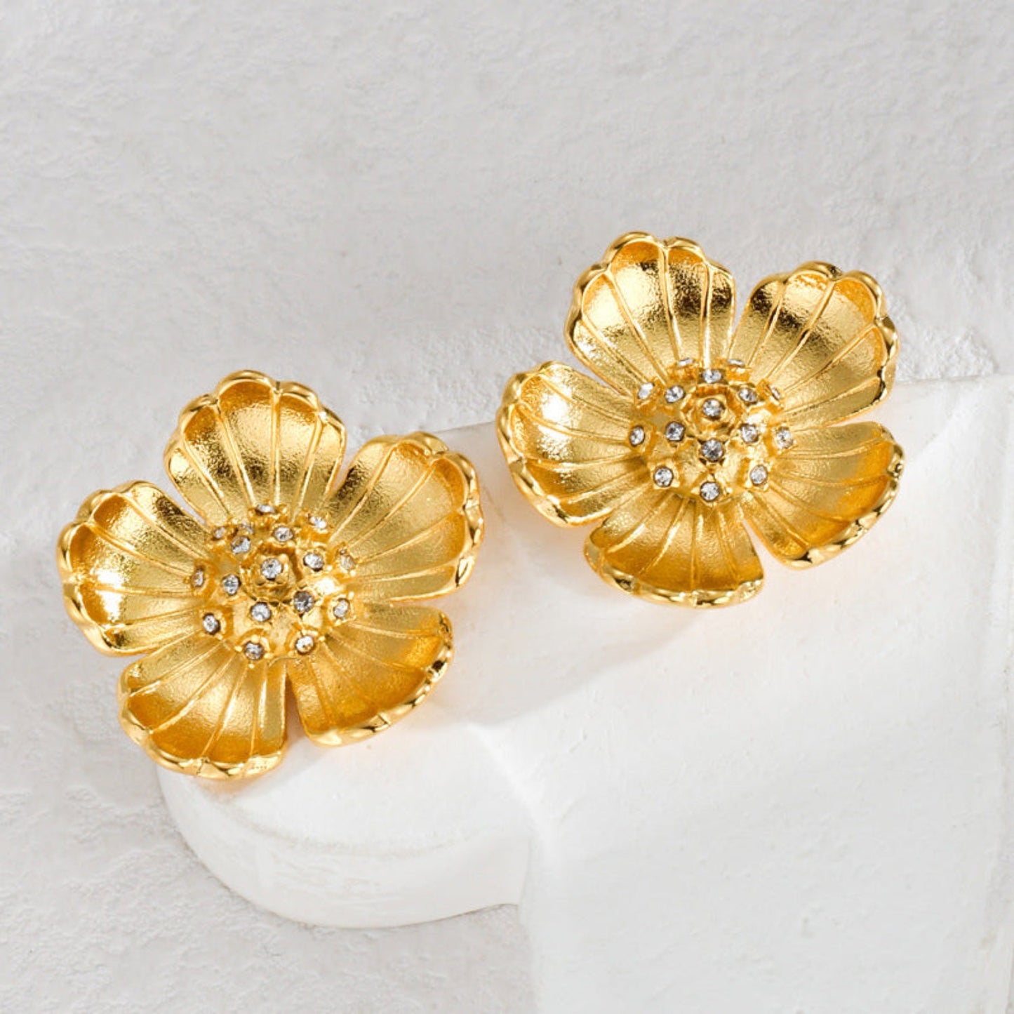 Golden Blossom Stud Earrings JLT13072