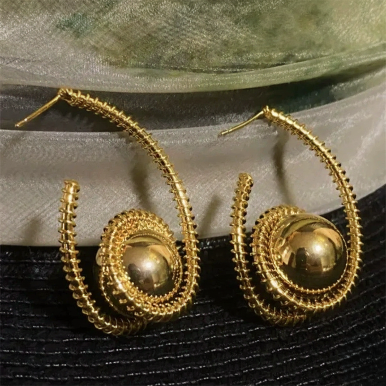 Gold Spiral Basket Hoop Earrings JLT13578