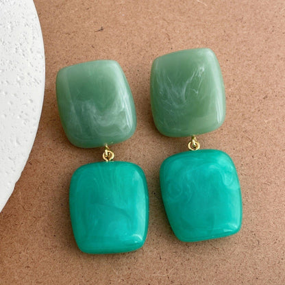 Green Tiered Sculptural Resin Earrings JLT13668