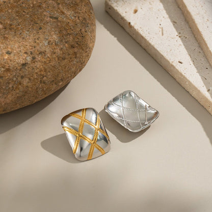 Two Tone Lattice Rectangular Studs JLT13685