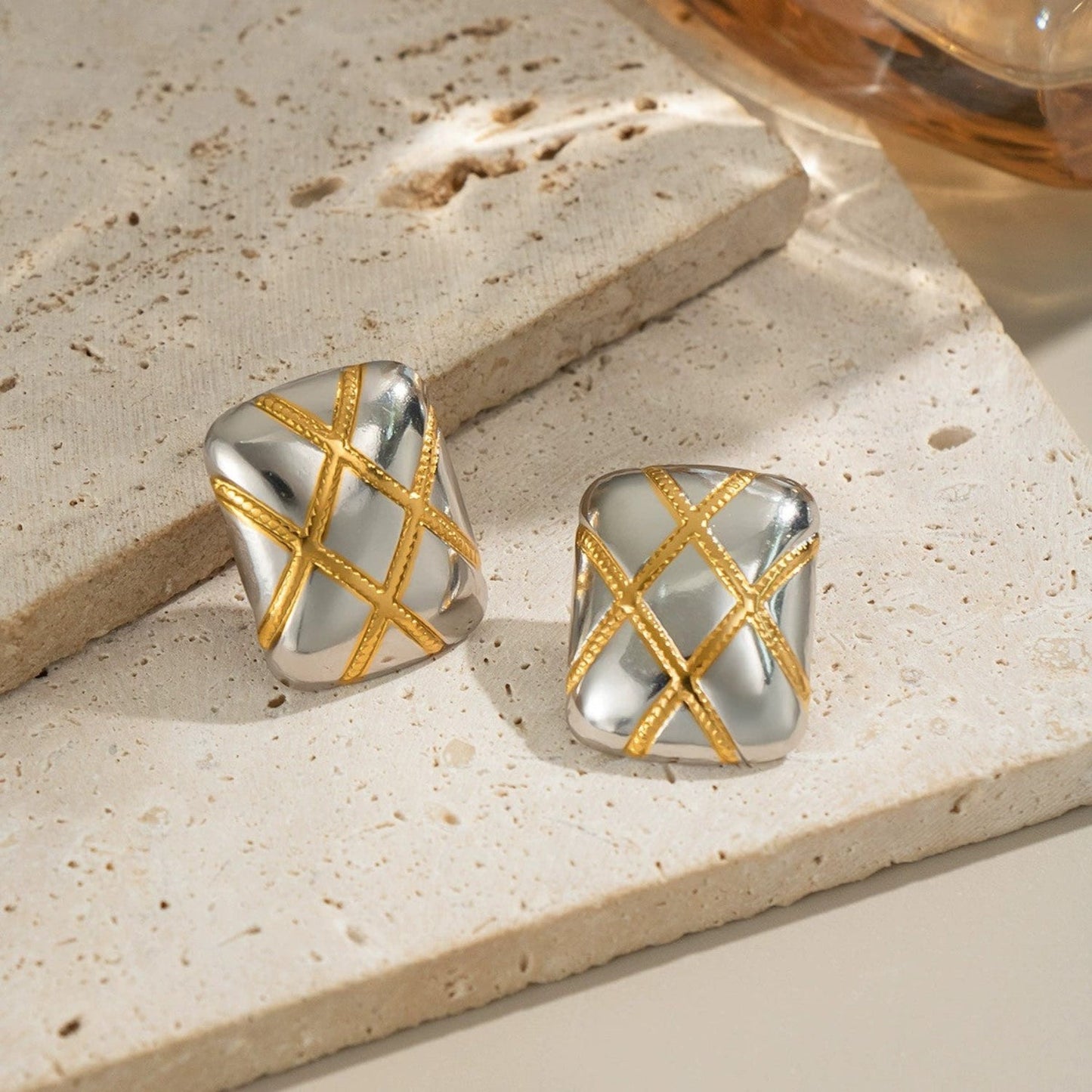Two Tone Lattice Rectangular Studs JLT13685
