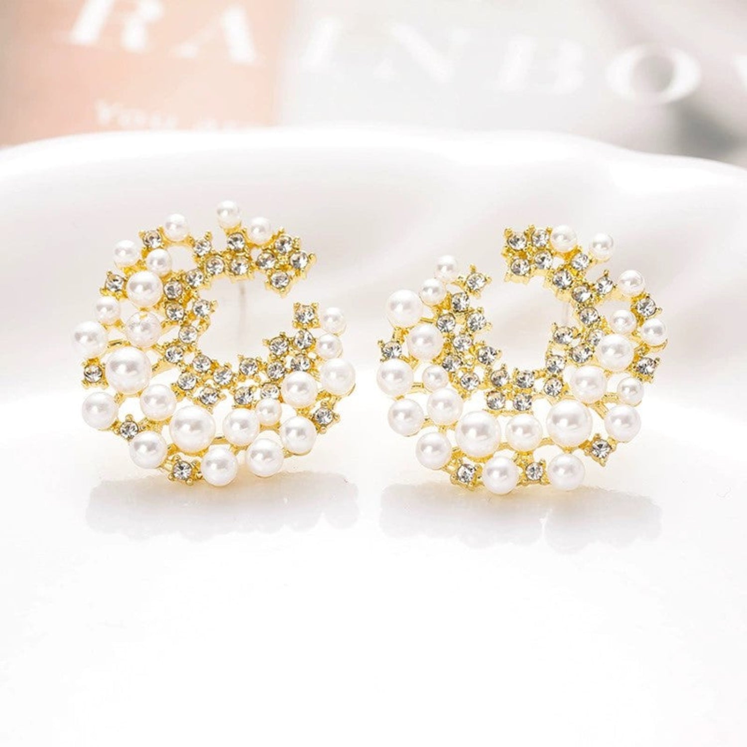 Gold Pearl and Crystal Wreath Studs JLT13686