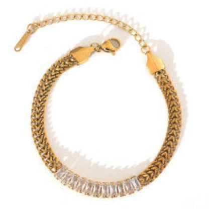 Minimalist Gold-tone Chain Bracelet with Clear Crystal Embellishments JLTB0677