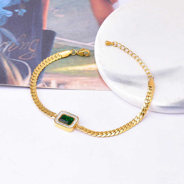 Elegant Curb Chain Bracelet with Deep Emerald Gem and Crystal Frame JLTB0680