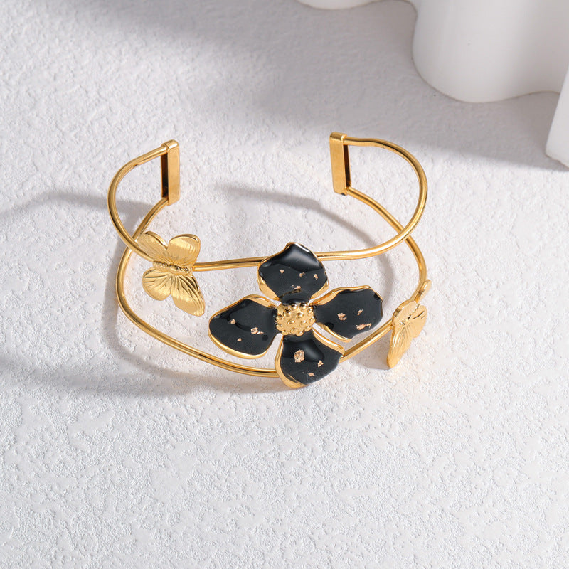 Elegant Gold Floral Cuff Bracelet with Wide Black Petals Bracelet JLTB0690