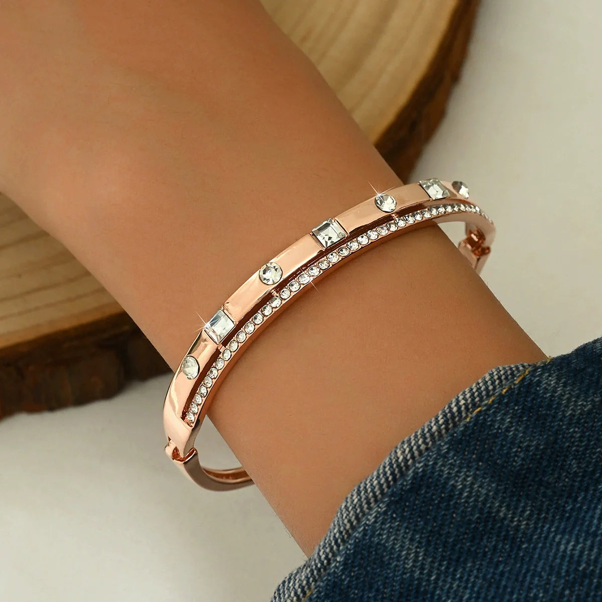 Radiant Elegance Rose Gold Bangle high-end niche exquisite Bracelet  JLTB0726