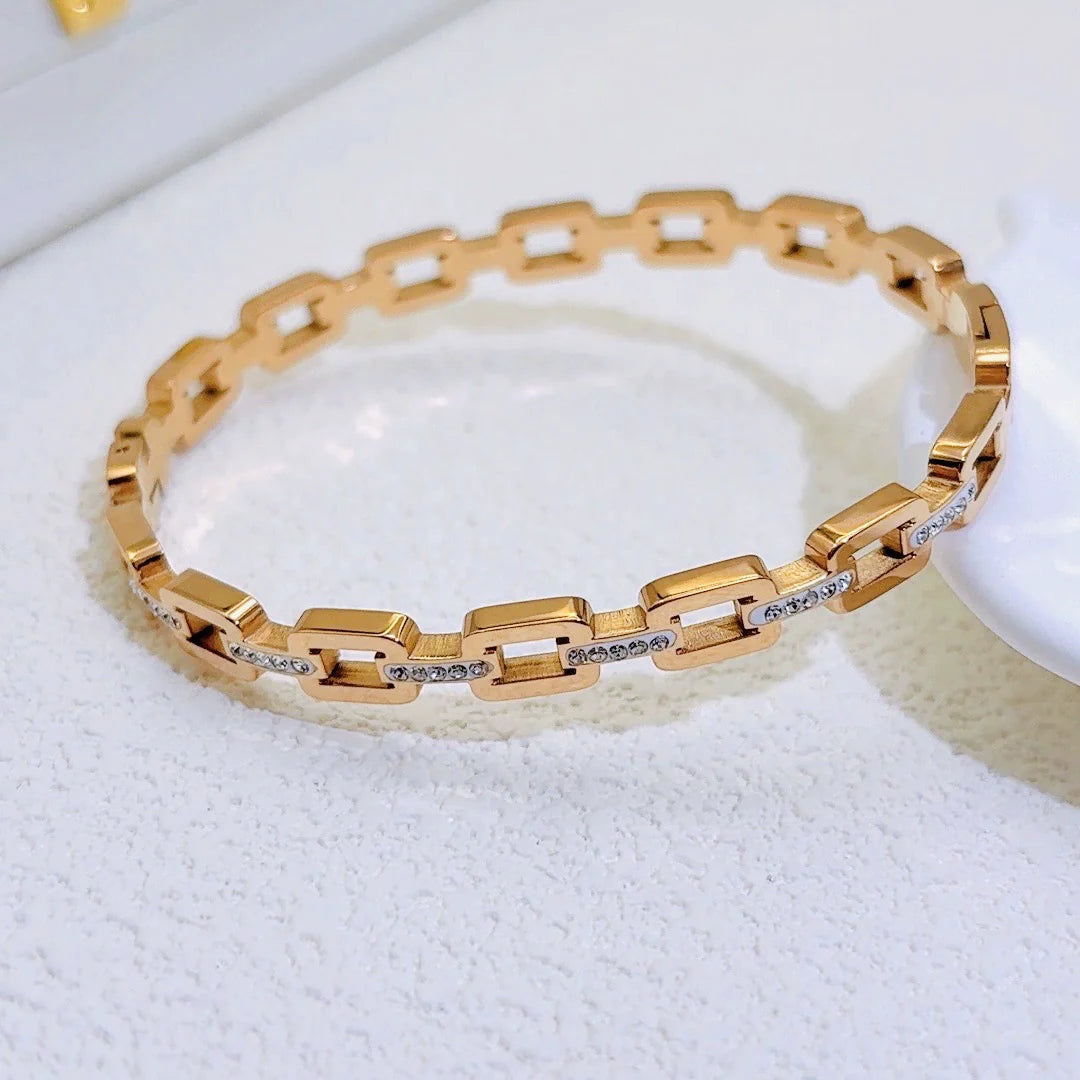 Radiant Link with Crystal Accents Gold-tone Bracelet JLTB0848