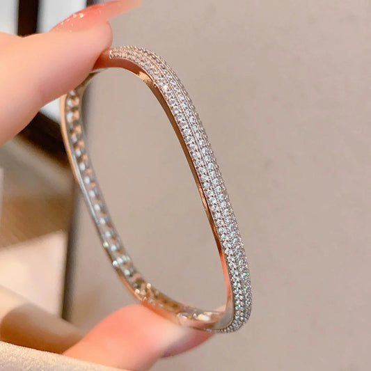 Elegant Luxe Pavé Diamond Statement Bangle JLTB0854