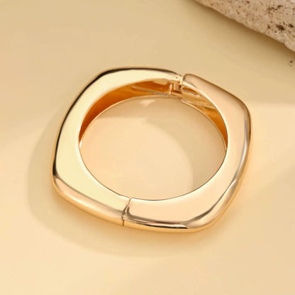 Just lil Things Sleek Gold Oval Bangle – Minimalist Polished Design JLTB0888